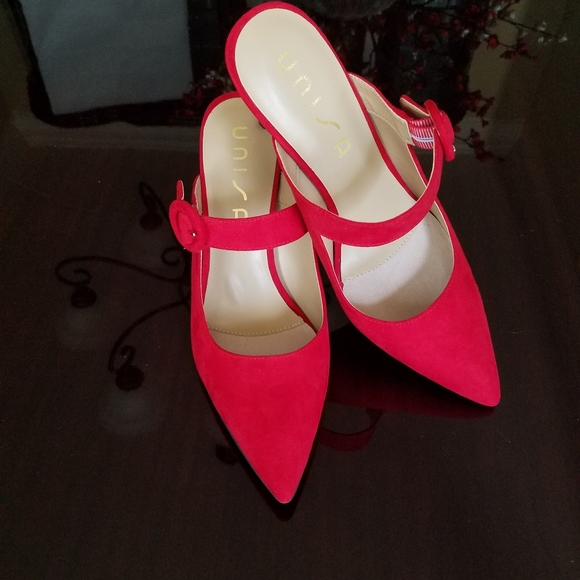 unisa red heels